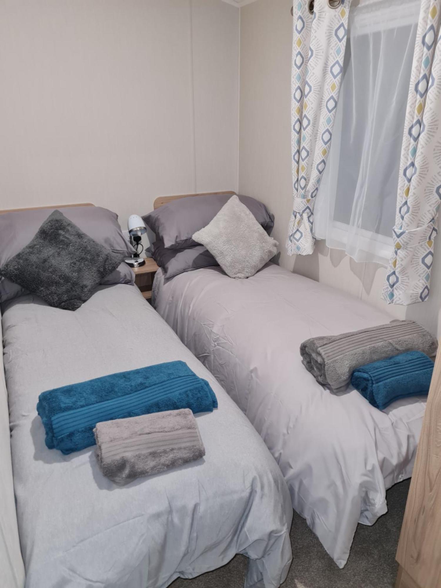 Hotel Golf And Leisure Retreat à Great Yarmouth Extérieur photo
